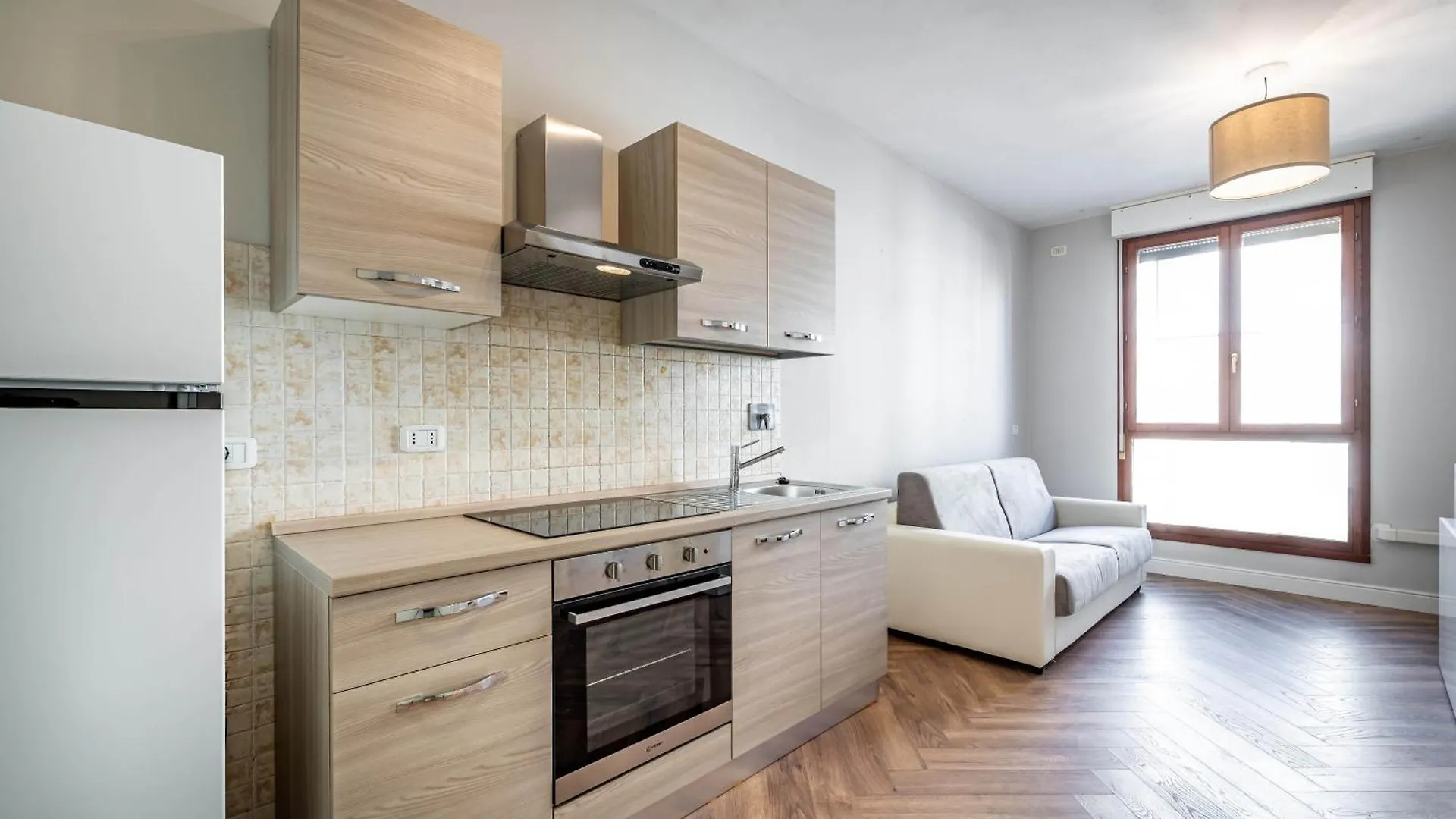 Yid Quiet Apartment With Parking Florence