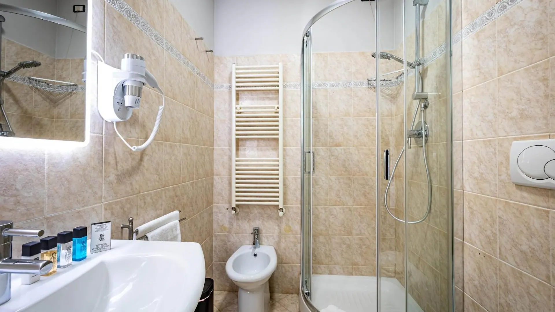 Yid Quiet Apartment With Parking Florence Italy