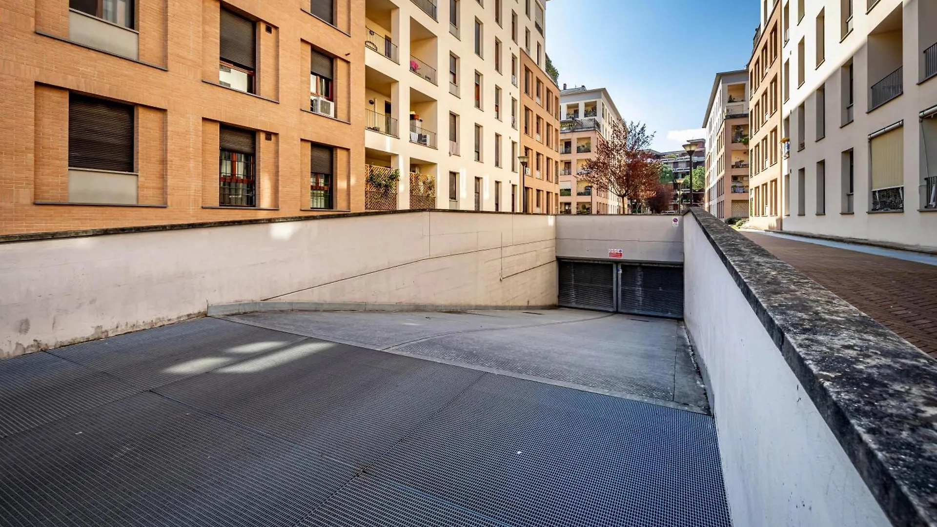 Yid Quiet Apartment With Parking Florence